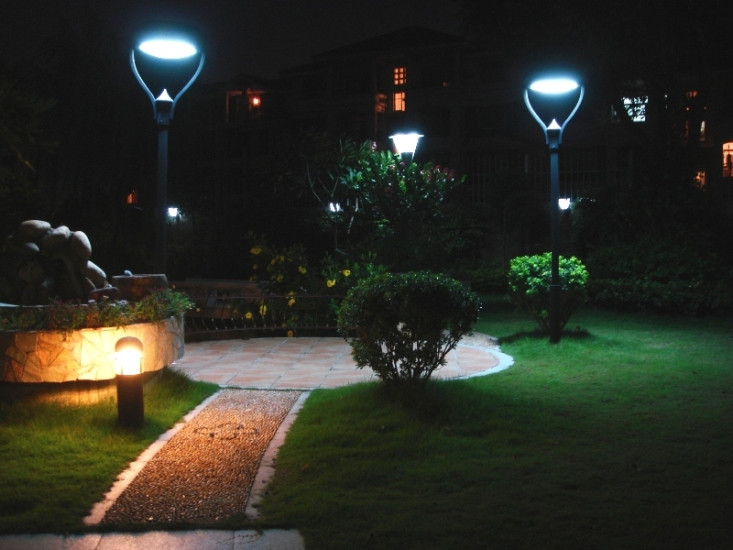 Backyard Solar Lighting Ideas
 5 Best Outdoor Solar Lights In 2020