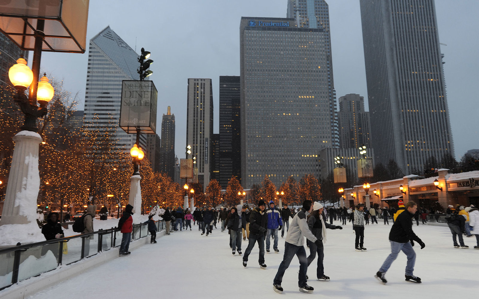 Chicago Date Ideas Winter
 Christmas in Chicago What to do