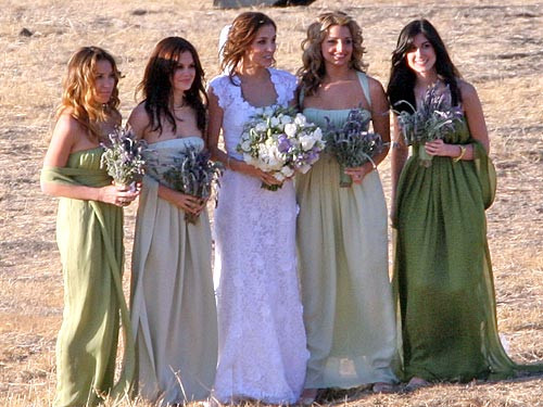 Craigslist Wedding Dresses
 This bridesmaid Craigslist ad is hilarious Would you hire