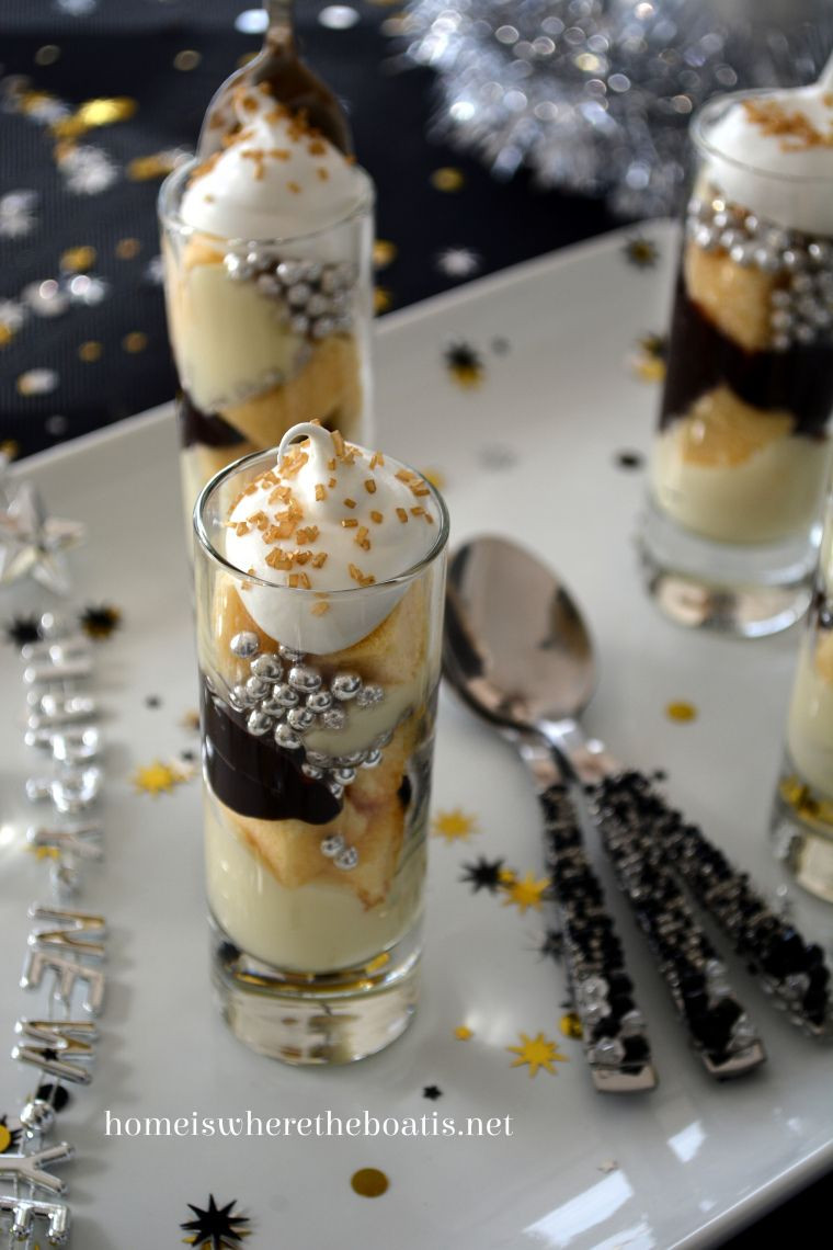 Desserts For New Years
 A Sparkling New Year’s Celebration and Mini Parfaits