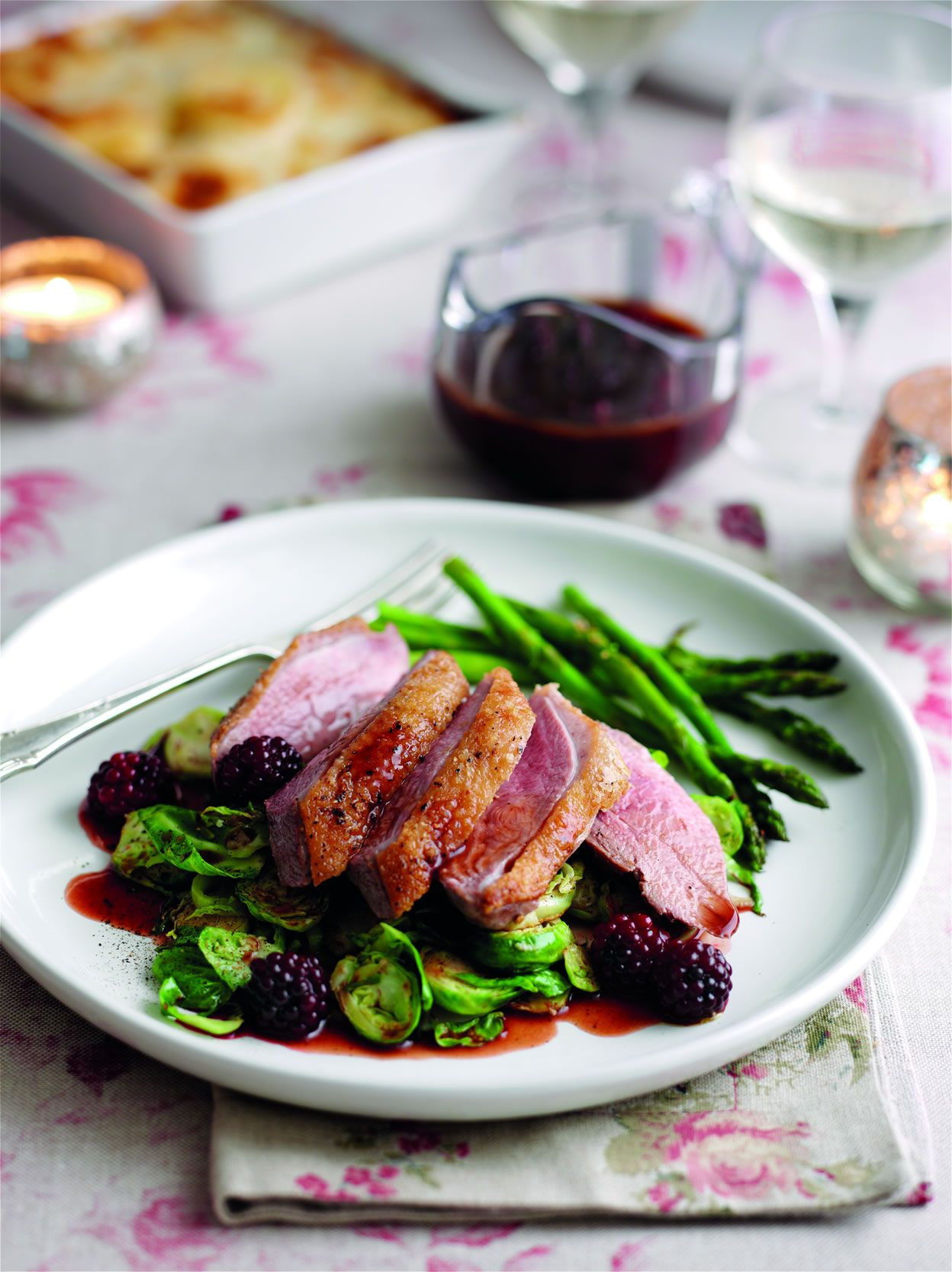 Good Duck Recipes
 Roasted duck breasts with blackberry and port sauce Very