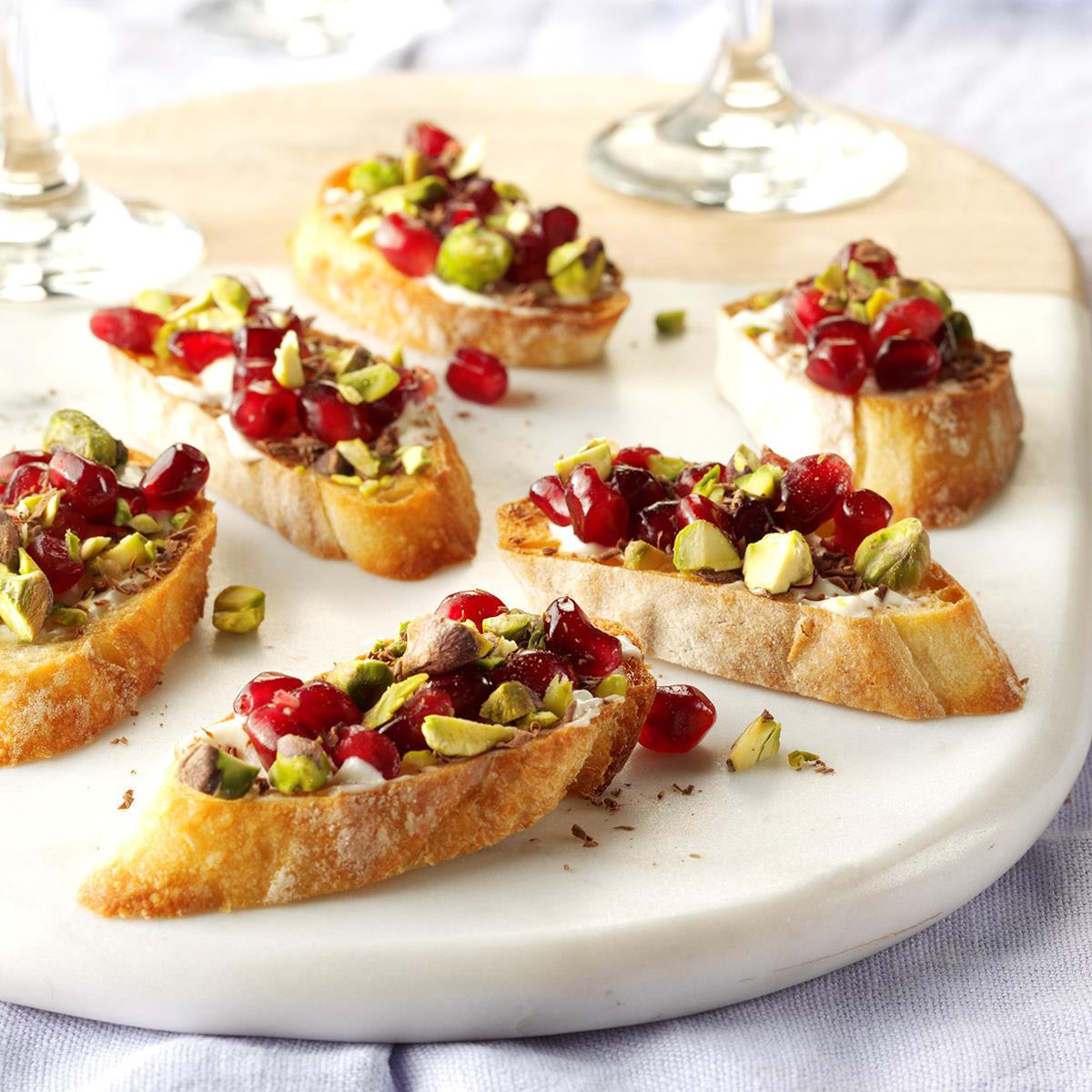 Holiday Party Easy Food Ideas
 40 Easy Christmas Appetizer Ideas Perfect for a Holiday