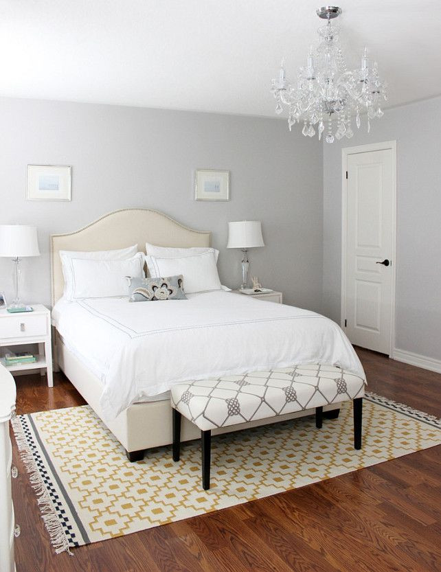 Light Gray Bedroom Walls
 A light gray shade will give your bedroom a romantic