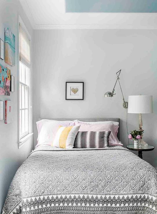 Light Gray Bedroom Walls
 Traditional bedroom with beige walls