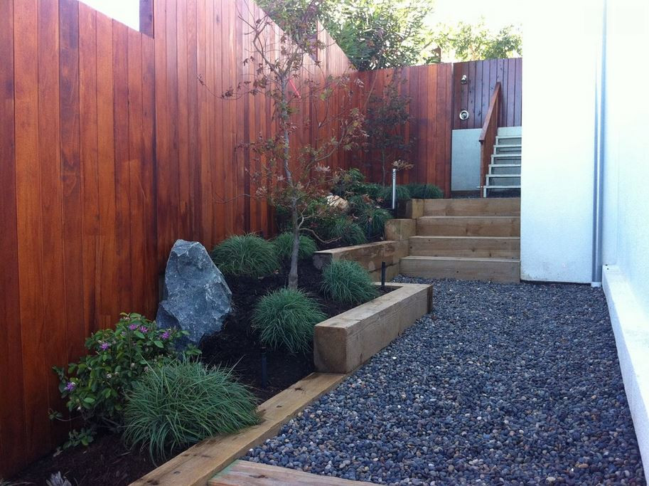 Outdoor Landscape Borders
 Garden Landscaping Ideas for Borders and Edges