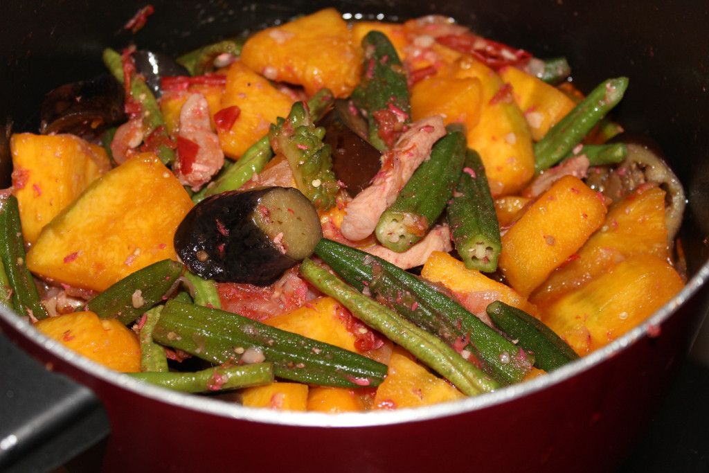 Philippine Vegetarian Recipes
 Pinakbet Filipino Ve able Stew
