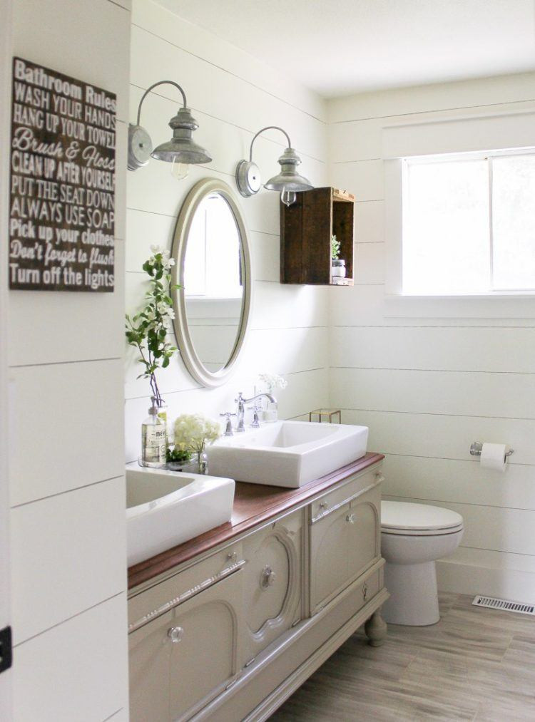 Pictures For Bathroom Walls
 20 Amazing Bathroom Designs With Shiplap Walls Housely