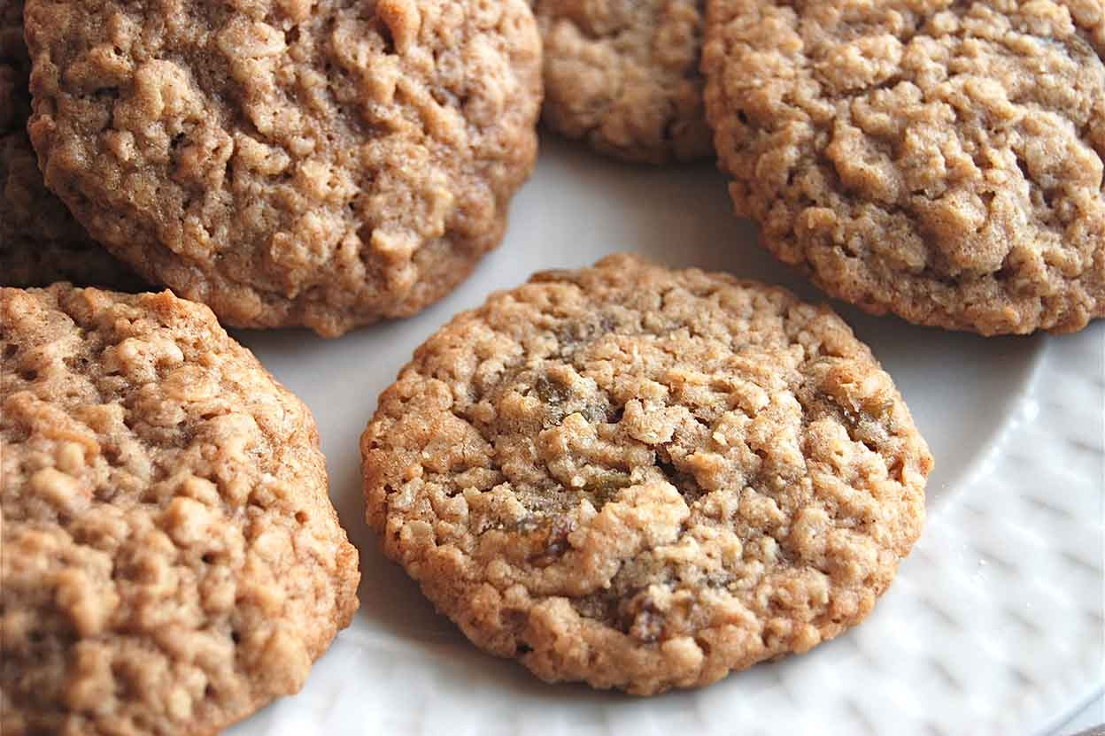 Recipes For Oatmeal Cookies
 Soft and Chewy Oatmeal Raisin Cookies Recipe