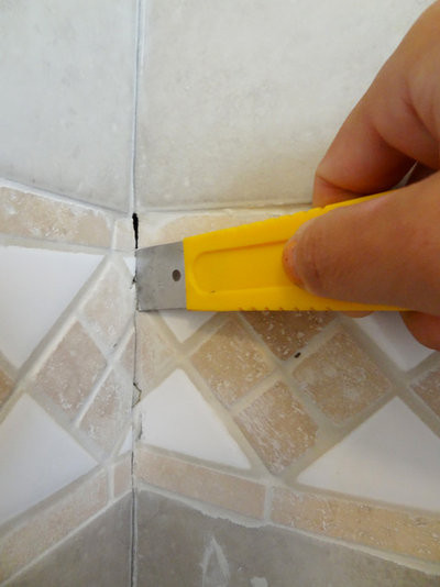 Repairing Bathroom Tiles
 Quick Fix Repair Cracked Bathroom Grout