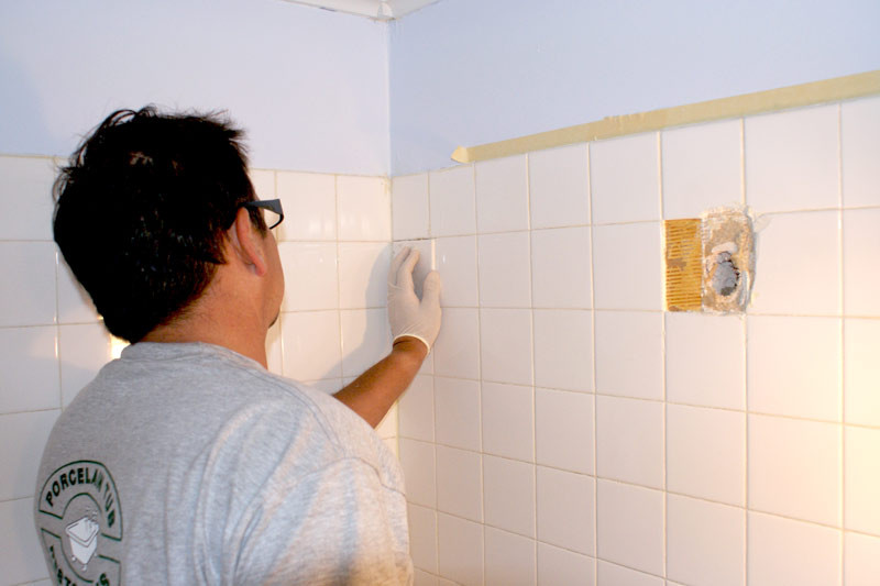 Repairing Bathroom Tiles
 Ceramic Tile Repair Services