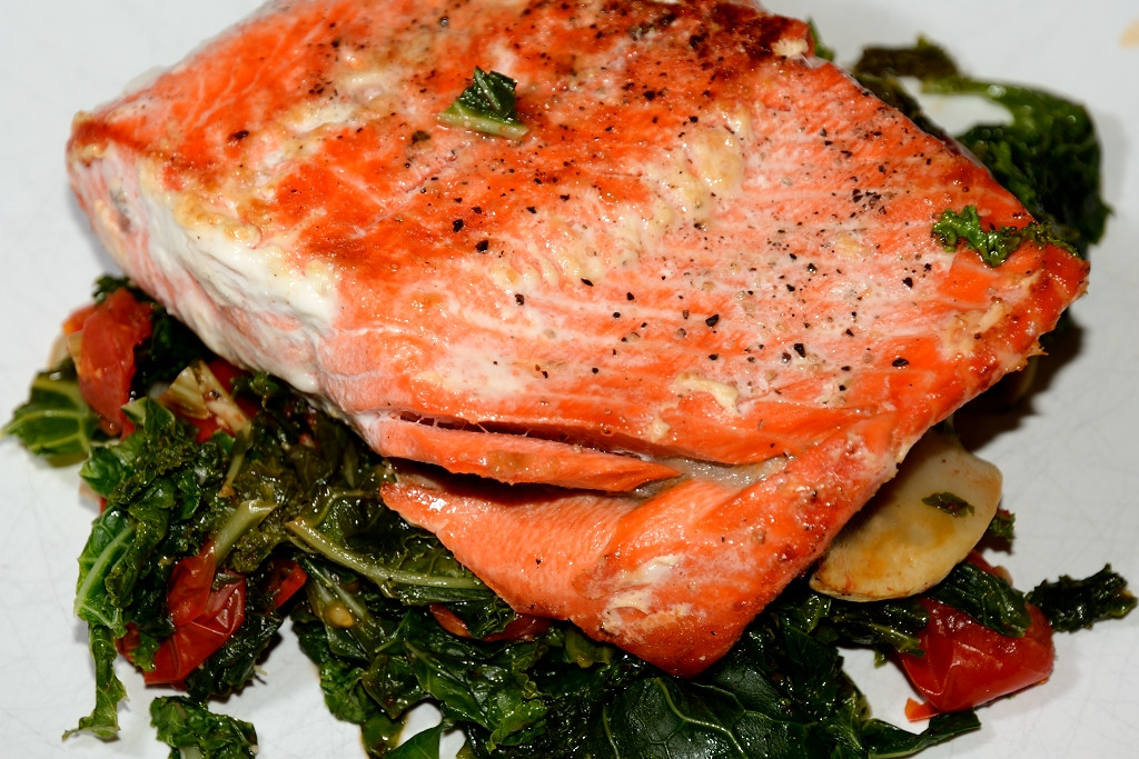 Salmon And Kale Recipes
 Salmon with Kale and Tomatoes – I Lose Baby Weight