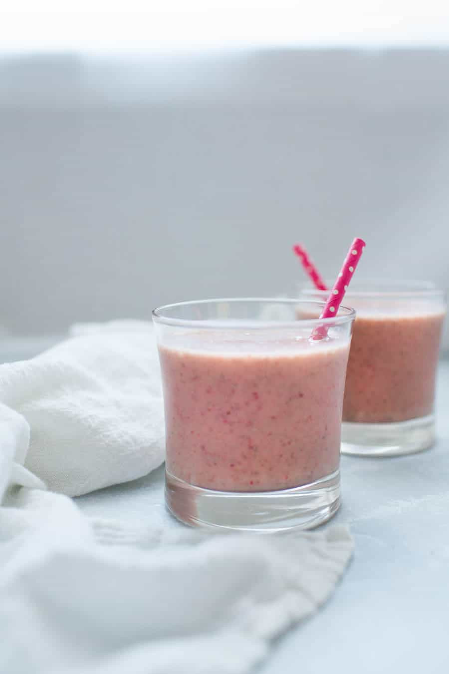 Smoothies With Yogurt
 Strawberry & Banana Greek Yogurt Smoothie Recipe