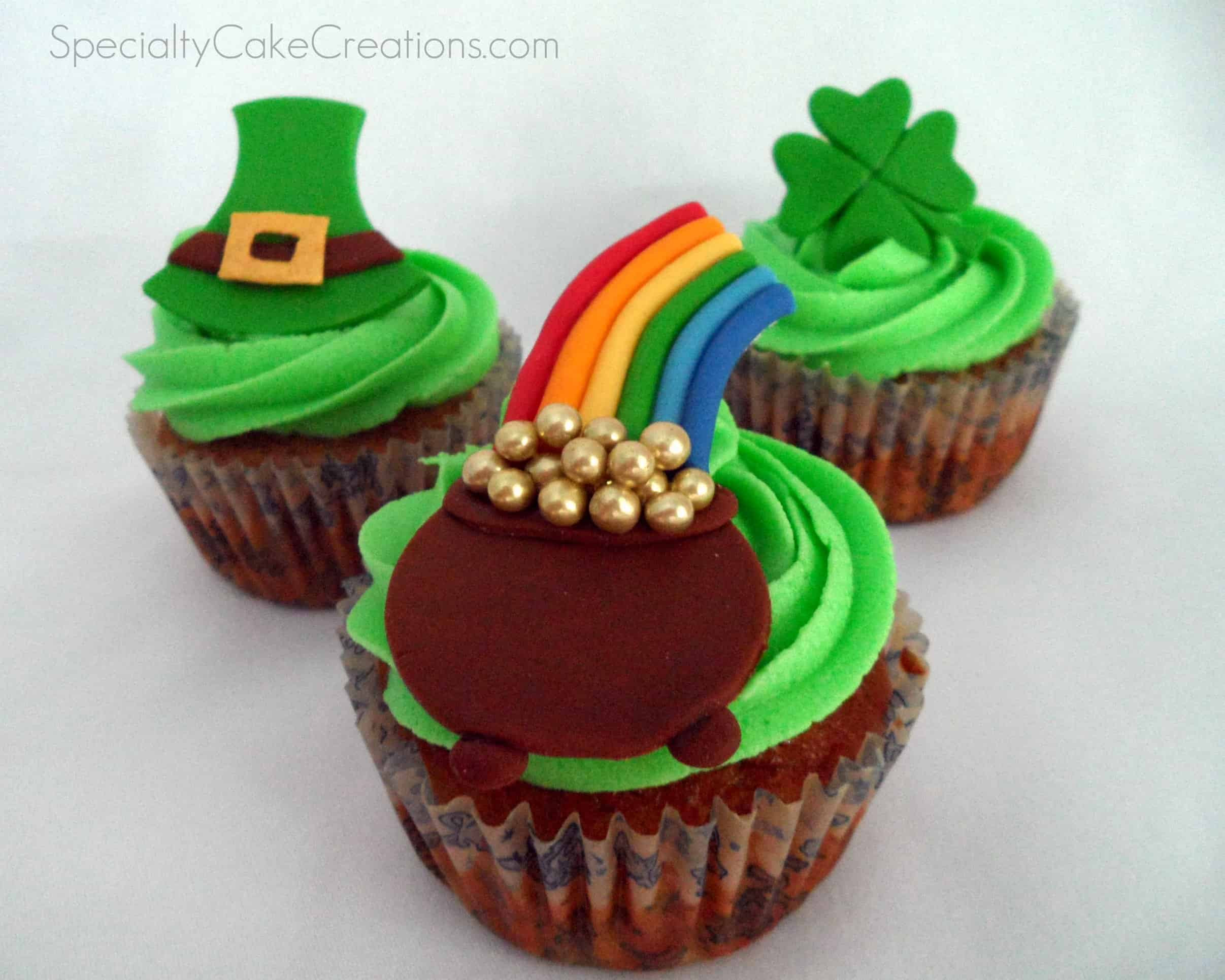 St Patrick'S Cupcakes
 St Patrick s Day Cupcake Toppers