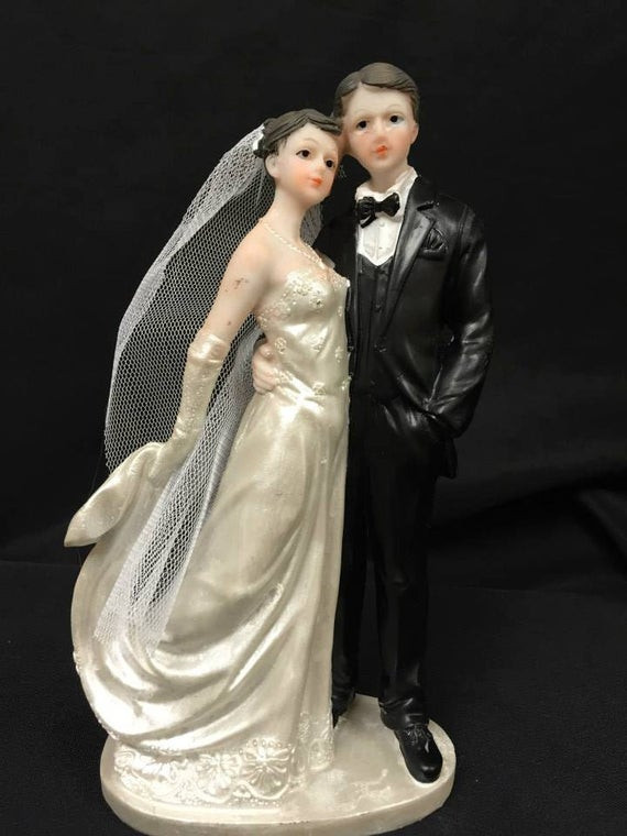 Traditional Wedding Cake Topper
 Bride and Groom Traditional Wedding Cake Topper Centerpiece