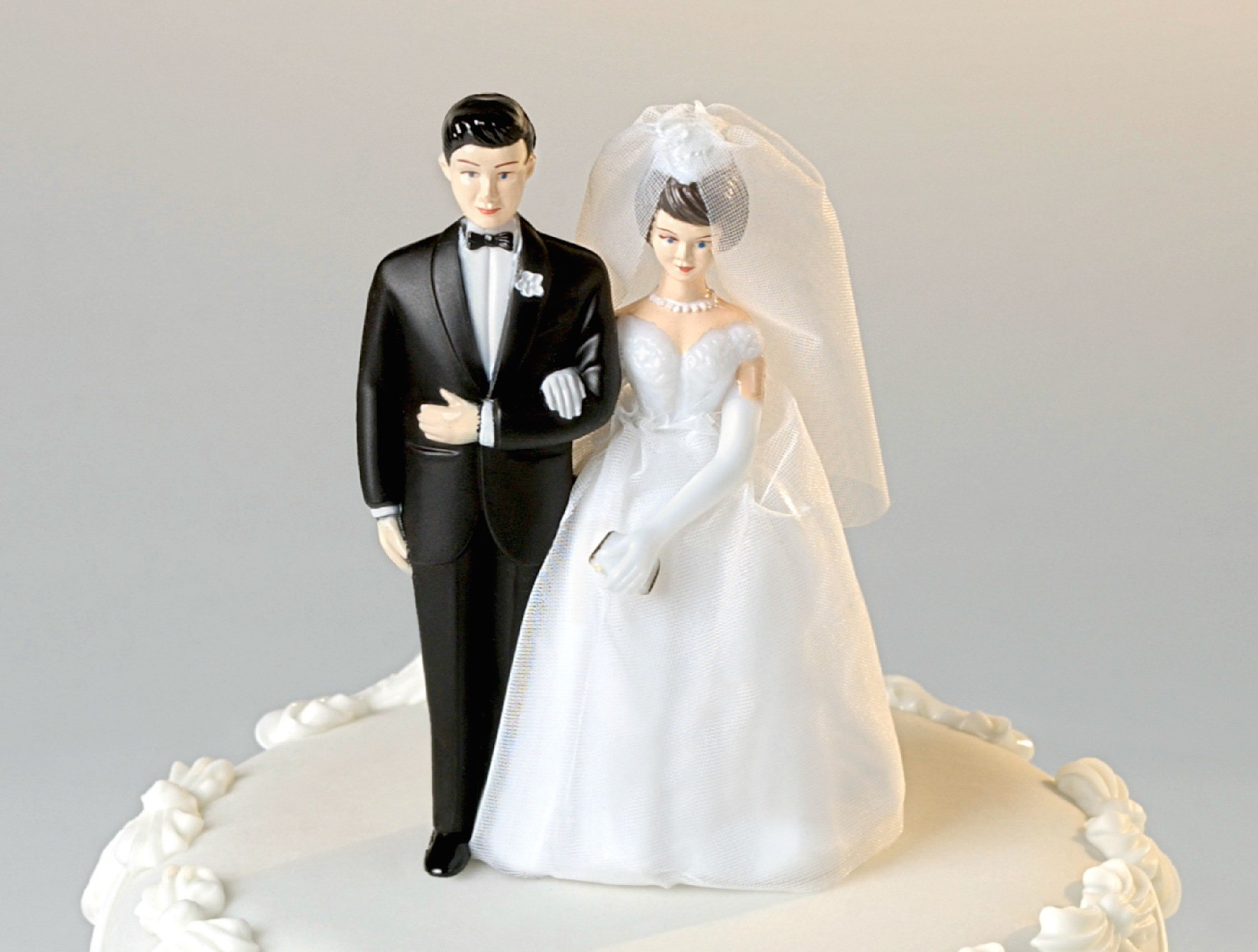 Traditional Wedding Cake Topper
 Traditional wedding cake toppers idea in 2017