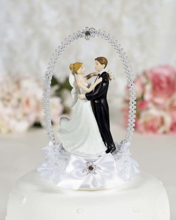 Traditional Wedding Cake Topper
 Dancing Bride and Groom with Pearl Elegance Arch Cake