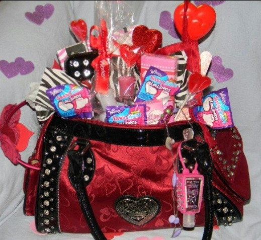 Valentine Gift Ideas For Daughter
 1000 images about Valentines day basket on Pinterest
