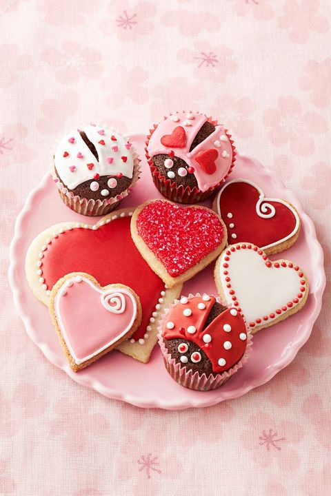 Valentines Day Cakes And Cupcakes
 44 Valentine s Day Cupcakes and Cake Recipes Easy Ideas