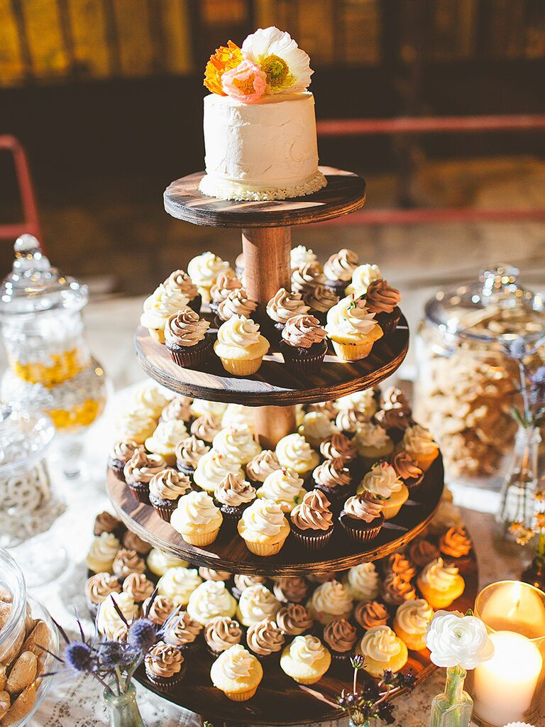 Wedding Cake Cupcakes
 16 Wedding Cake Ideas With Cupcakes