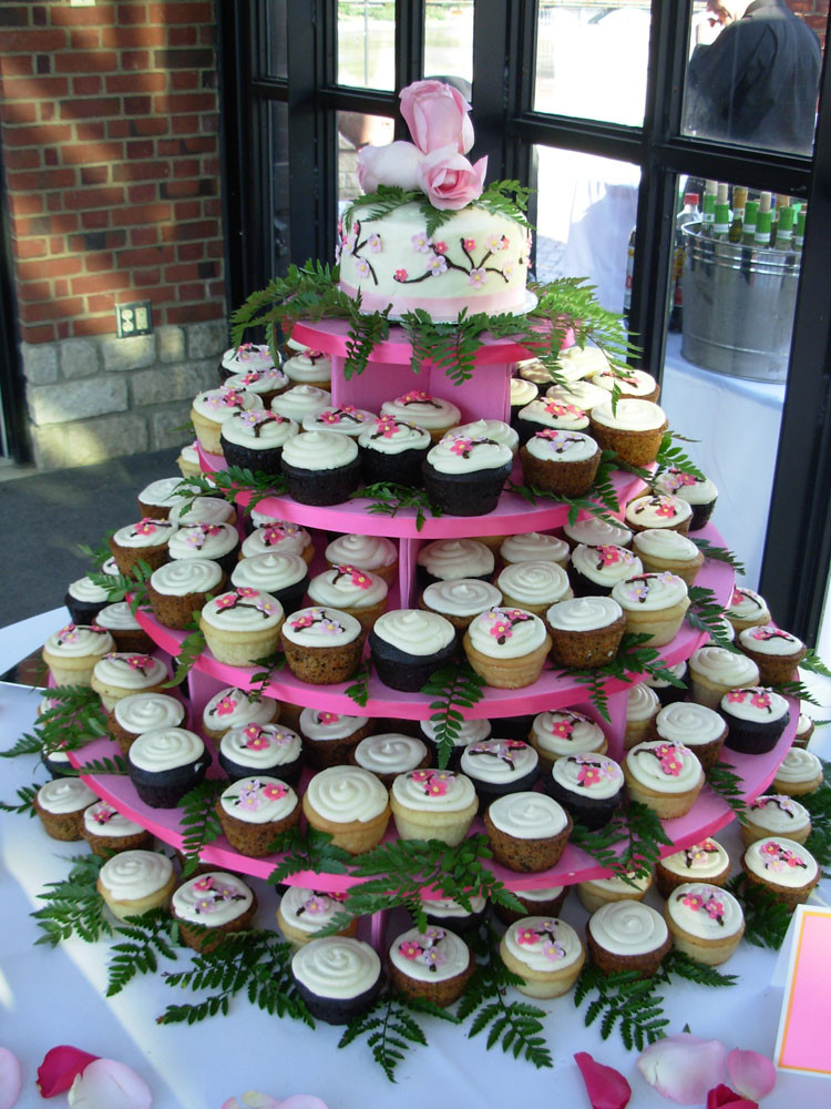 Wedding Cake Cupcakes
 Cupcakes and Cardigans Wedding Cupcakes Cupcakes