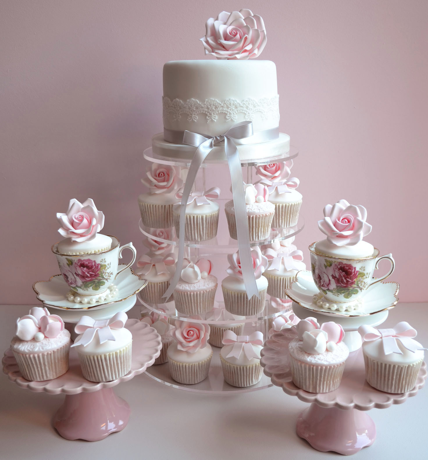 Wedding Cake Cupcakes
 Little Paper Cakes Beautiful Vintage Wedding Cupcakes