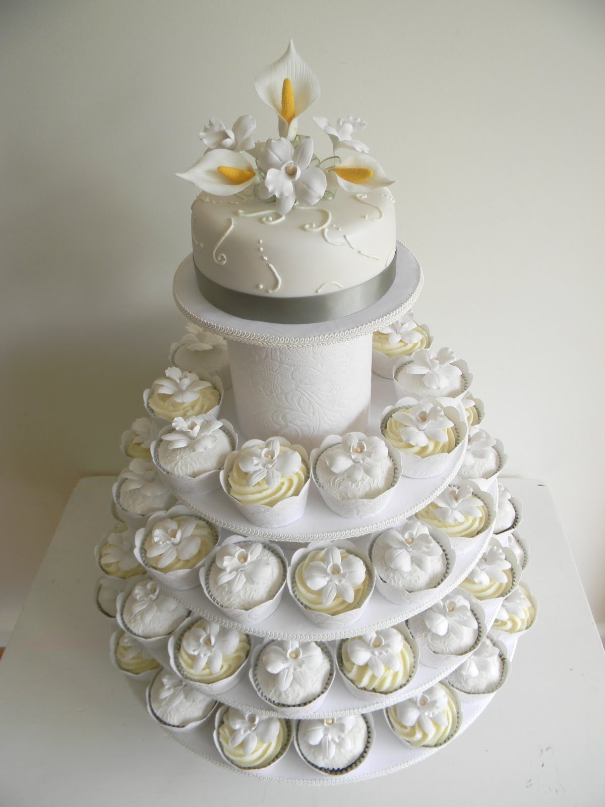 Wedding Cake Cupcakes
 Just call me Martha Celia & Istvan s wedding cake & cupcakes