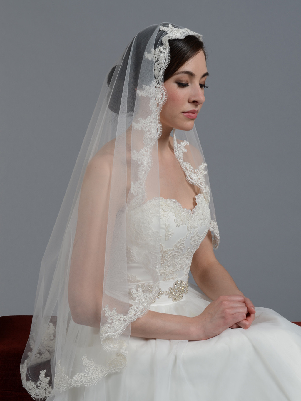 Wedding Veils With Lace
 Mantilla veil fingertip chapel alencon lace wedding veil V027