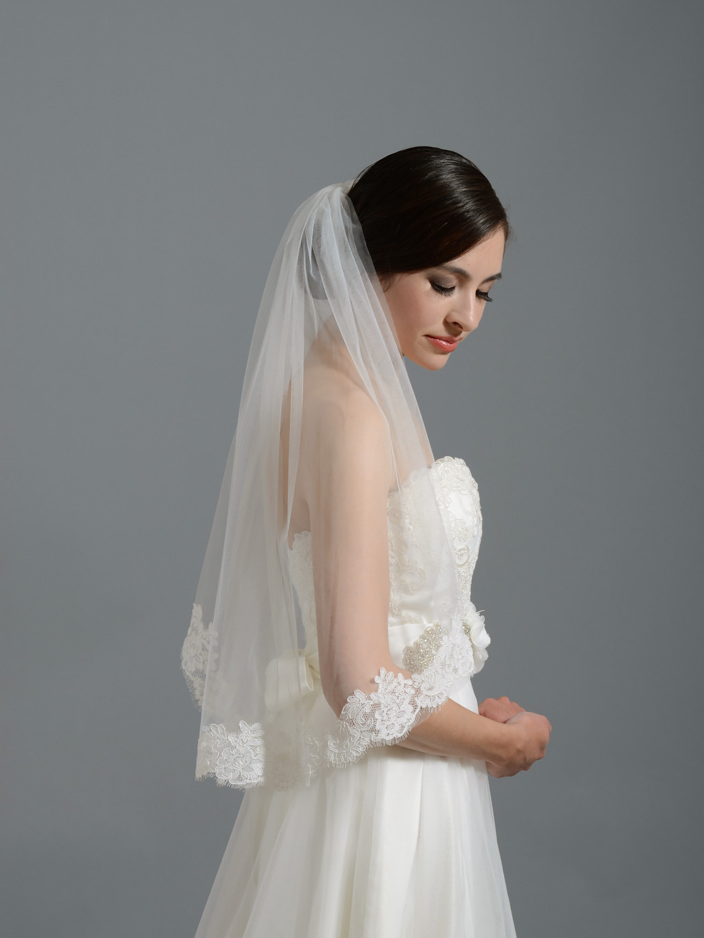 Wedding Veils With Lace
 Ivory short elbow alencon lace wedding veil V050