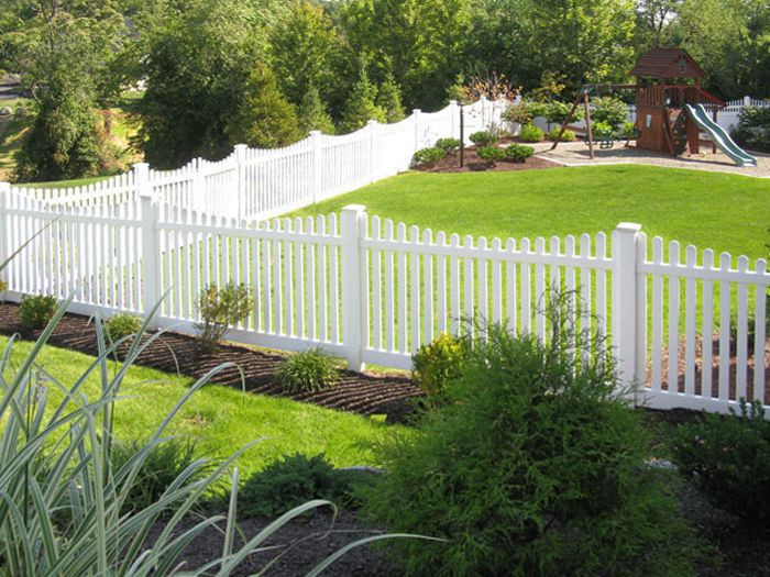 White Backyard Fence
 The 25 best White vinyl fence ideas on Pinterest