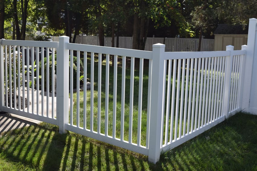 White Backyard Fence
 129 Fence Designs & Ideas [Front & Backyard Styles