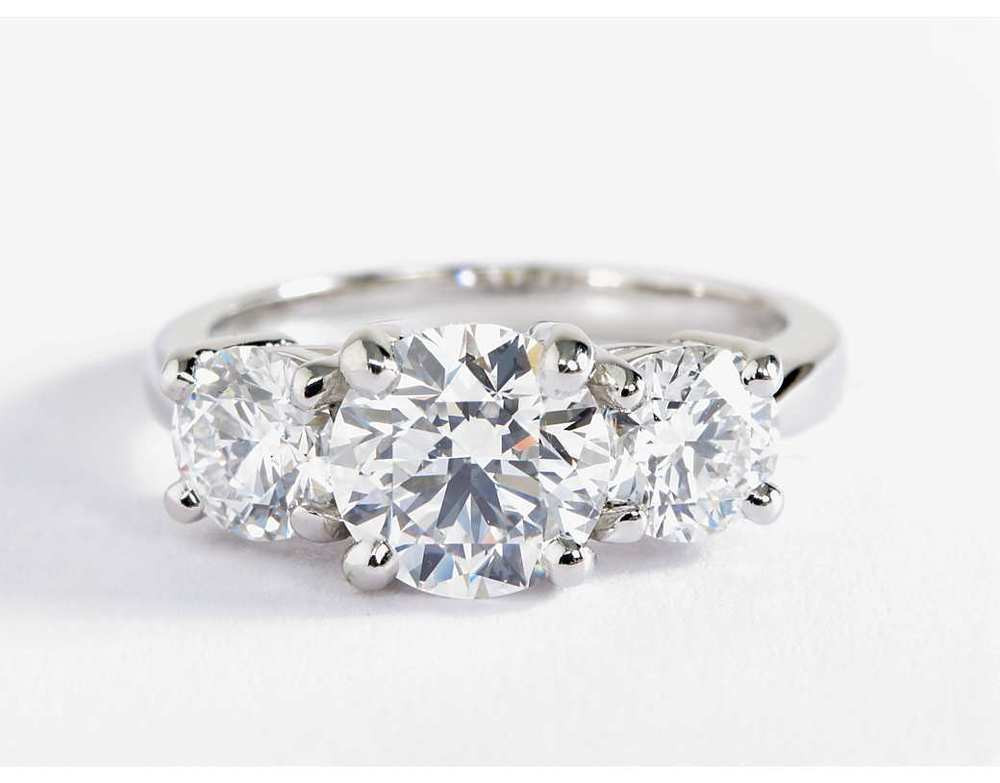 3 Stone Diamond Engagement Rings
 Vintage Style Three Stone Round Solitaire Diamond
