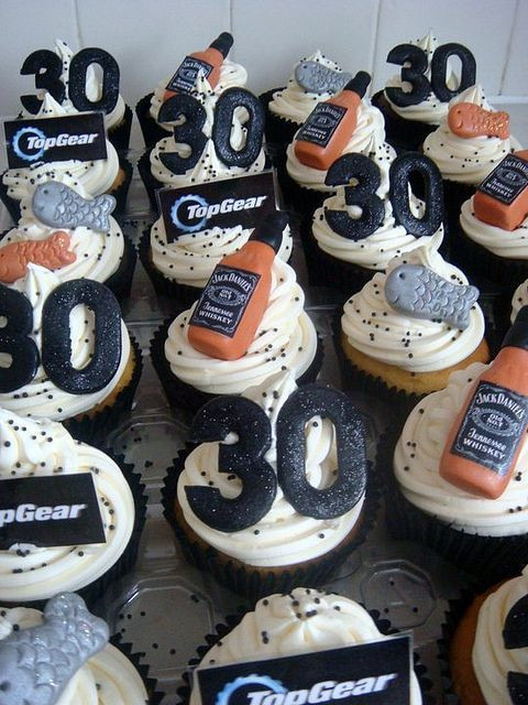 30th Birthday Decorations For Men
 21 Awesome 30th Birthday Party Ideas For Men