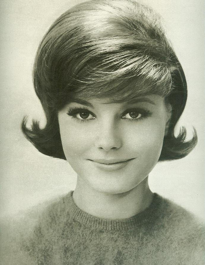 60S Hairstyles Female
 60s Hairstyles For Women To Look Iconic Feed Inspiration