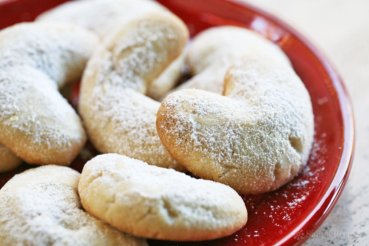 Almond Meal Cookies Recipe
 Almond Crescent Cookies Recipe