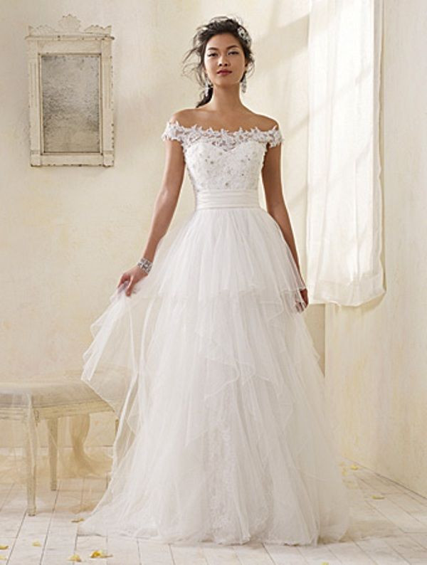 Angelo Wedding Dresses
 ALFRED ANGELO VINTAGE BRIDAL WEDDING GOWN 8506 PLUS BELT