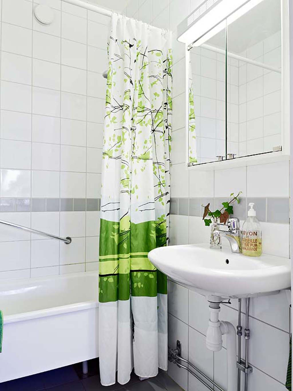 Apartment Bathroom Decor
 Modern Minimalist Apartment Bathroom Interior Design with