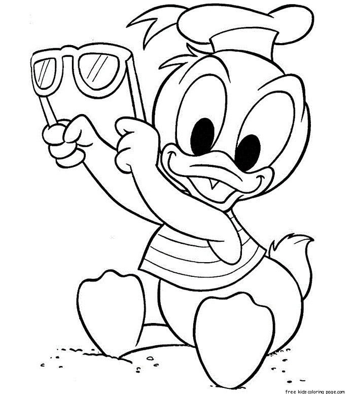 Baby Donald Duck Coloring Pages
 Print out baby Donald Duck at the beac coloring pagesFree