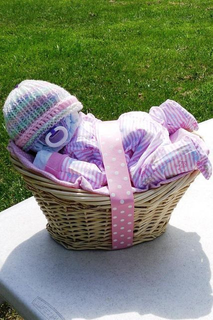 Baby Gifts Ideas Pinterest
 1064 best images about Baby Shower Diaper Cakes & Wreaths