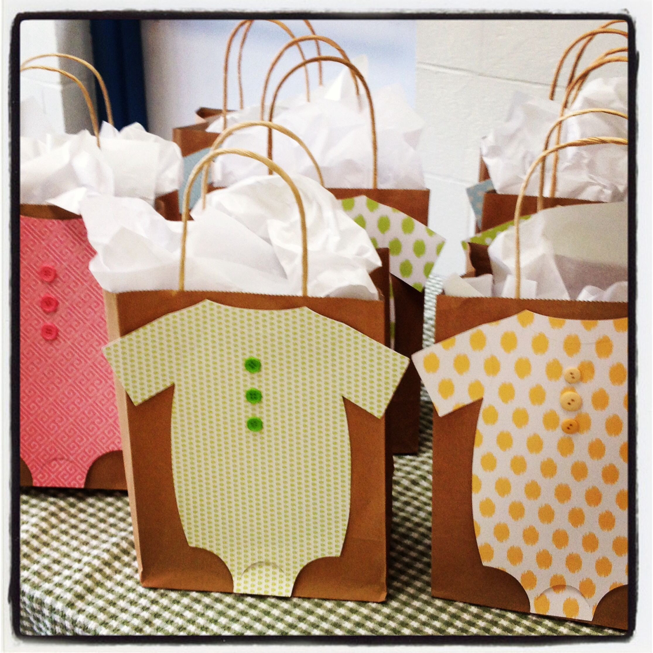 Baby Shower Gift Bags Ideas
 Baby Shower Prize Bag Babyshower Ideas