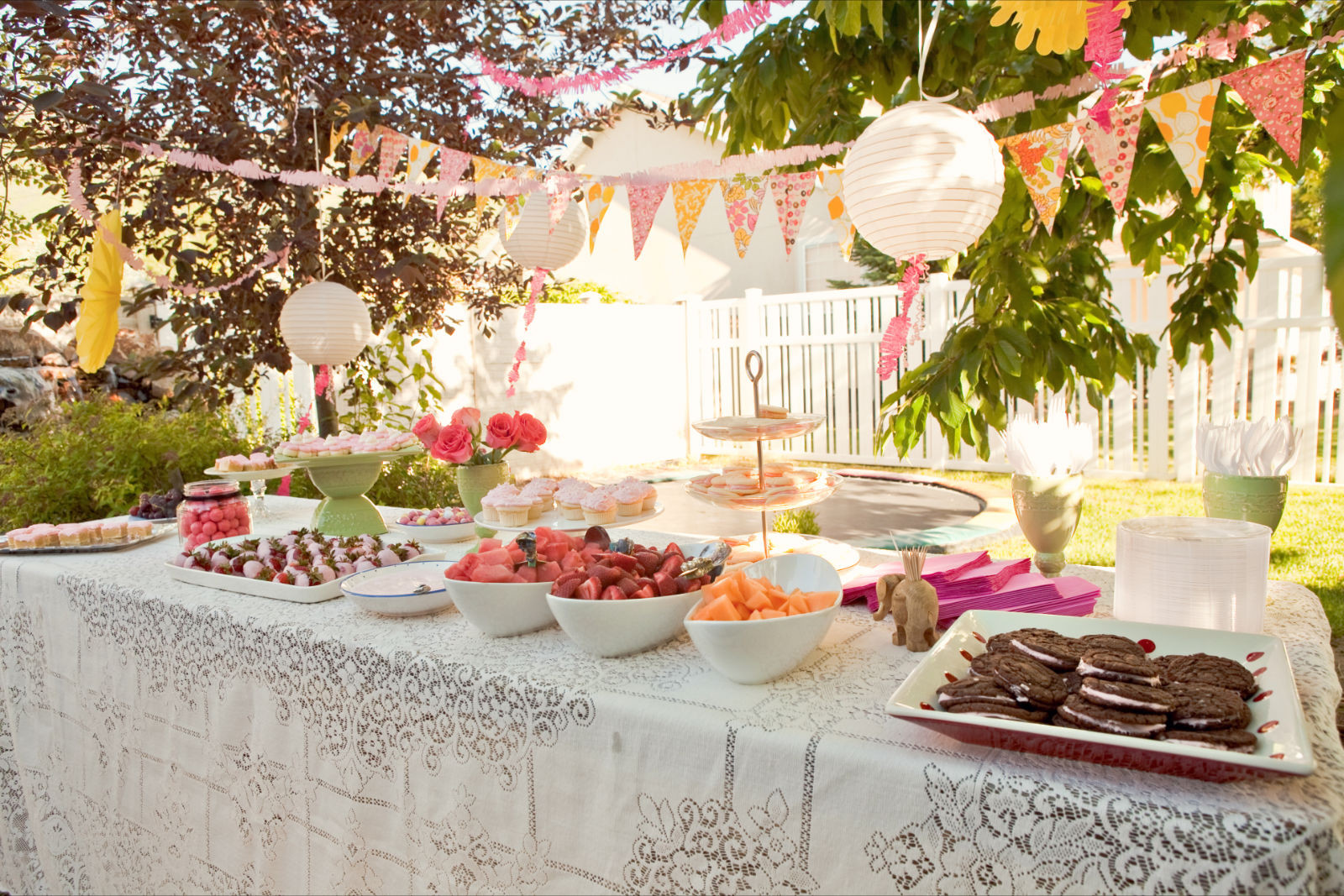 Baby Shower Party Ideas For Girl
 Johnny and Ashley pretty pink backyard baby shower
