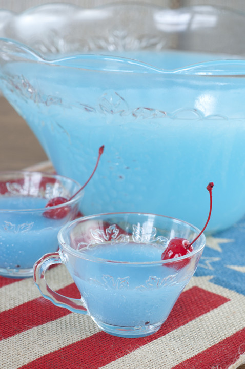 Baby Shower Punch Recipes Blue
 Delicious Blue Punch Recipes You re Gonna Love Tulamama