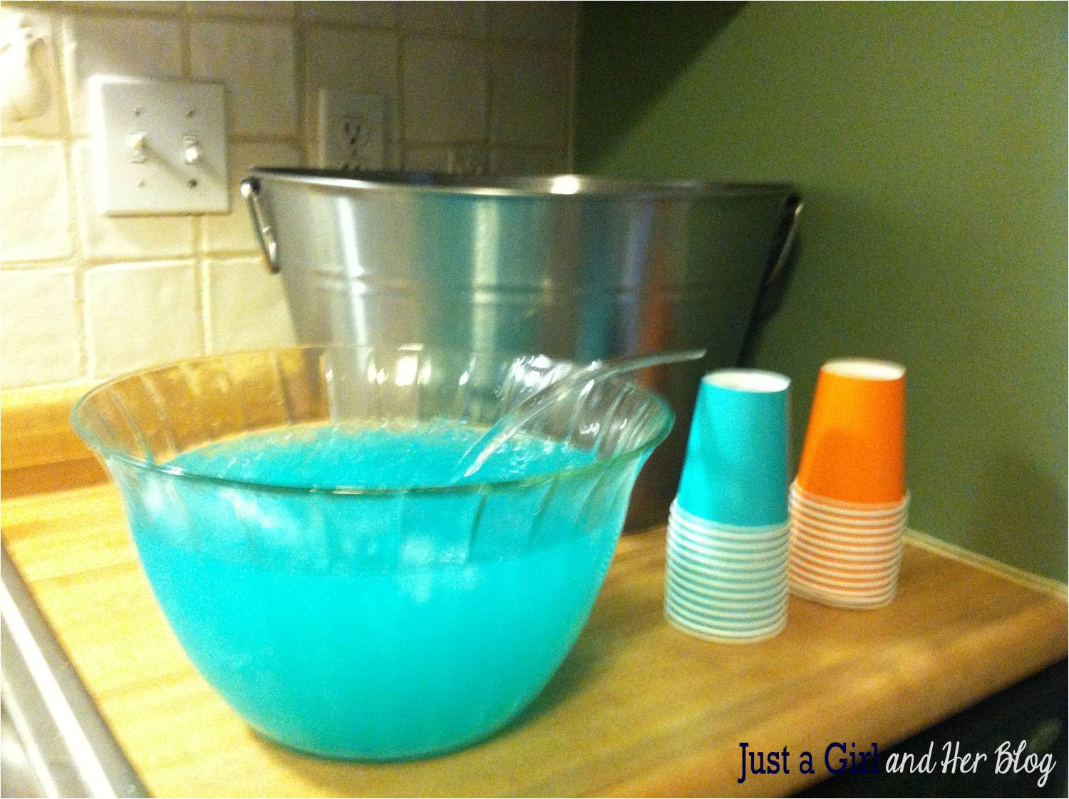 Baby Shower Punch Recipes Blue
 Baby Blue Punch