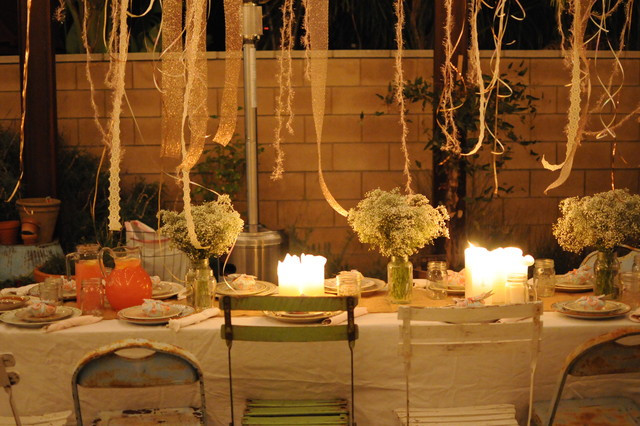 Backyard Dinner Party Decorating Ideas
 HOUZZ Holiday Contest A Pretty Backyard DInner Party