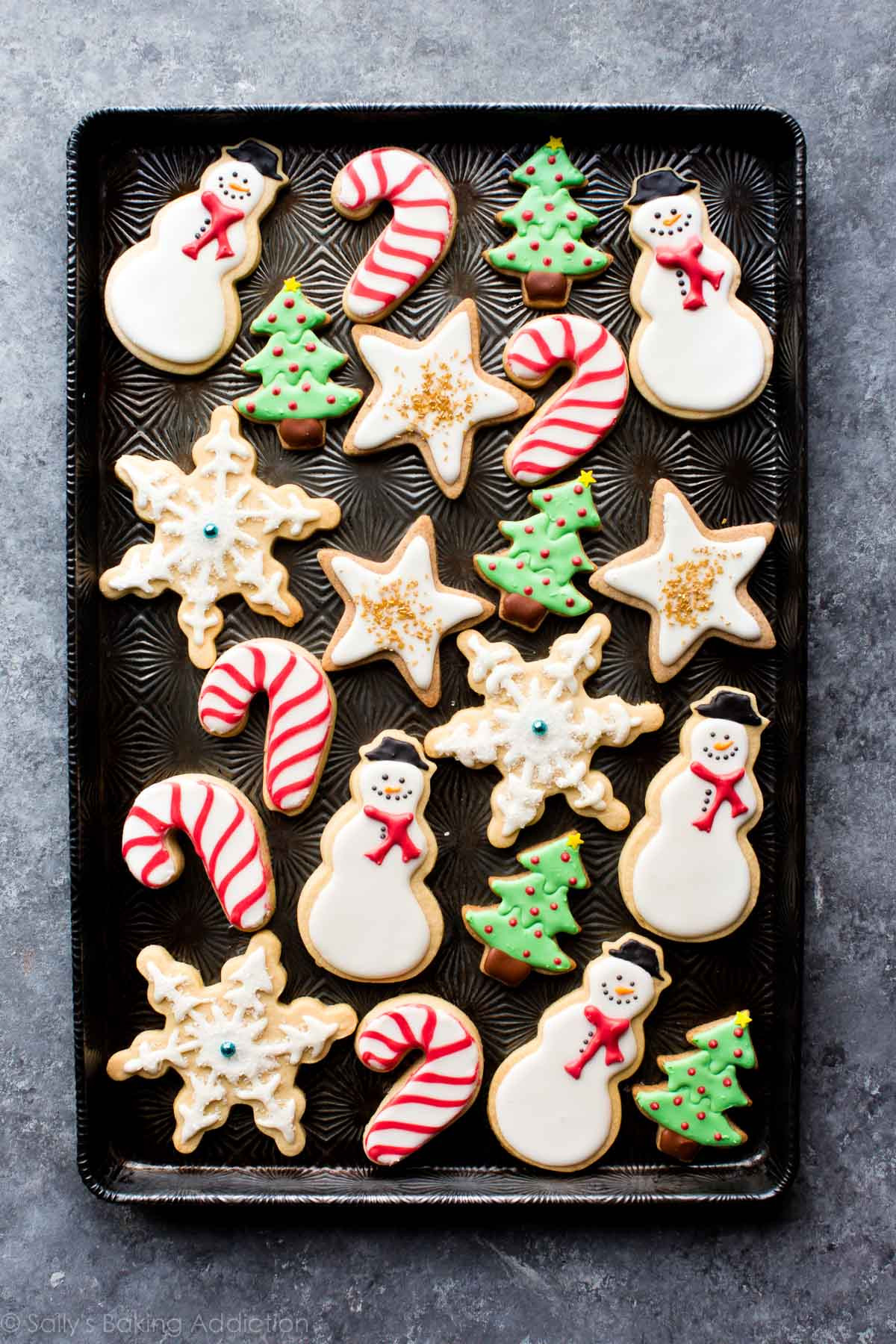 Baked Christmas Cookies
 How to Decorate Sugar Cookies