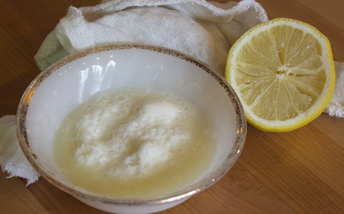 Baking Soda And Lemon Juice
 29 Best ways on how to use baking soda for pimples