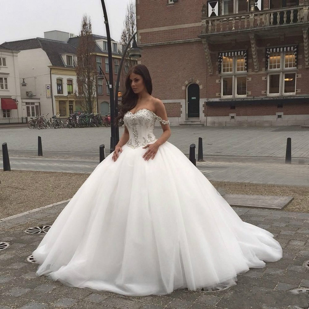 Ball Gown Wedding Dresses
 DW2815 Princess Ball Gown Wedding Dresses 2017 Lace With