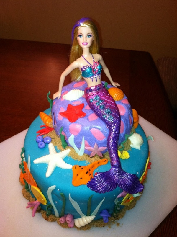 Barbie Mermaid Birthday Party Ideas
 184 best images about Barbie Cake Yum on Pinterest