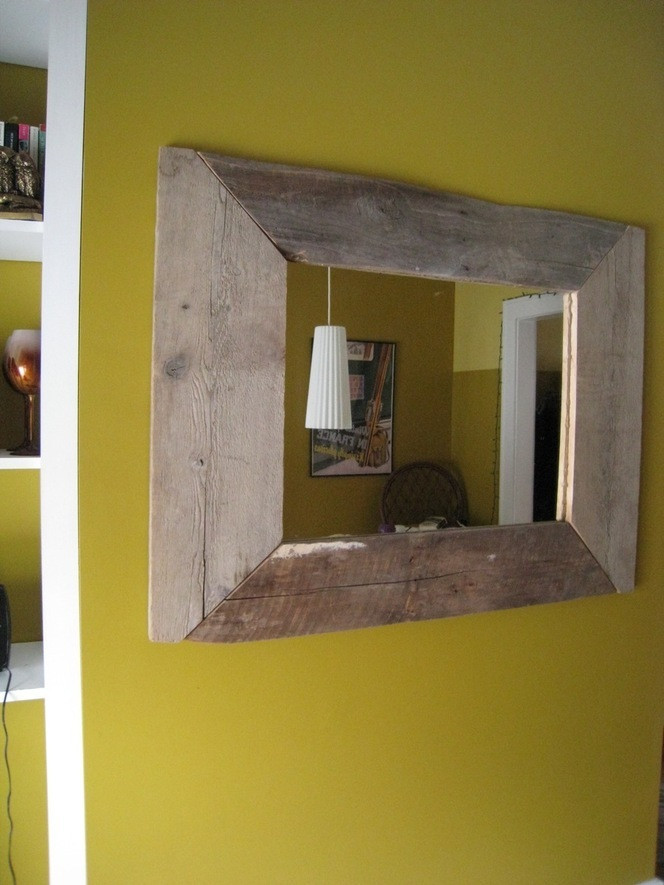 Barnwood Mirror DIY
 How to Build a Mirror from Reclaimed Barn Wood