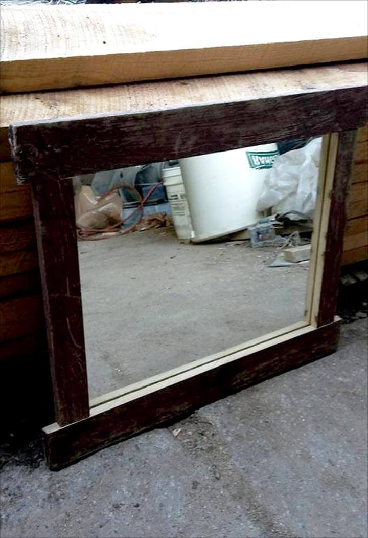 Barnwood Mirror DIY
 DIY Barn Wood Mirror