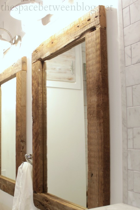 Barnwood Mirror DIY
 upcycling idea DIY reclaimed wood framed mirrors